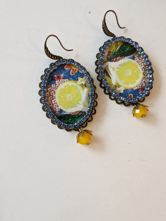 DW Cameo Earrings - lemons