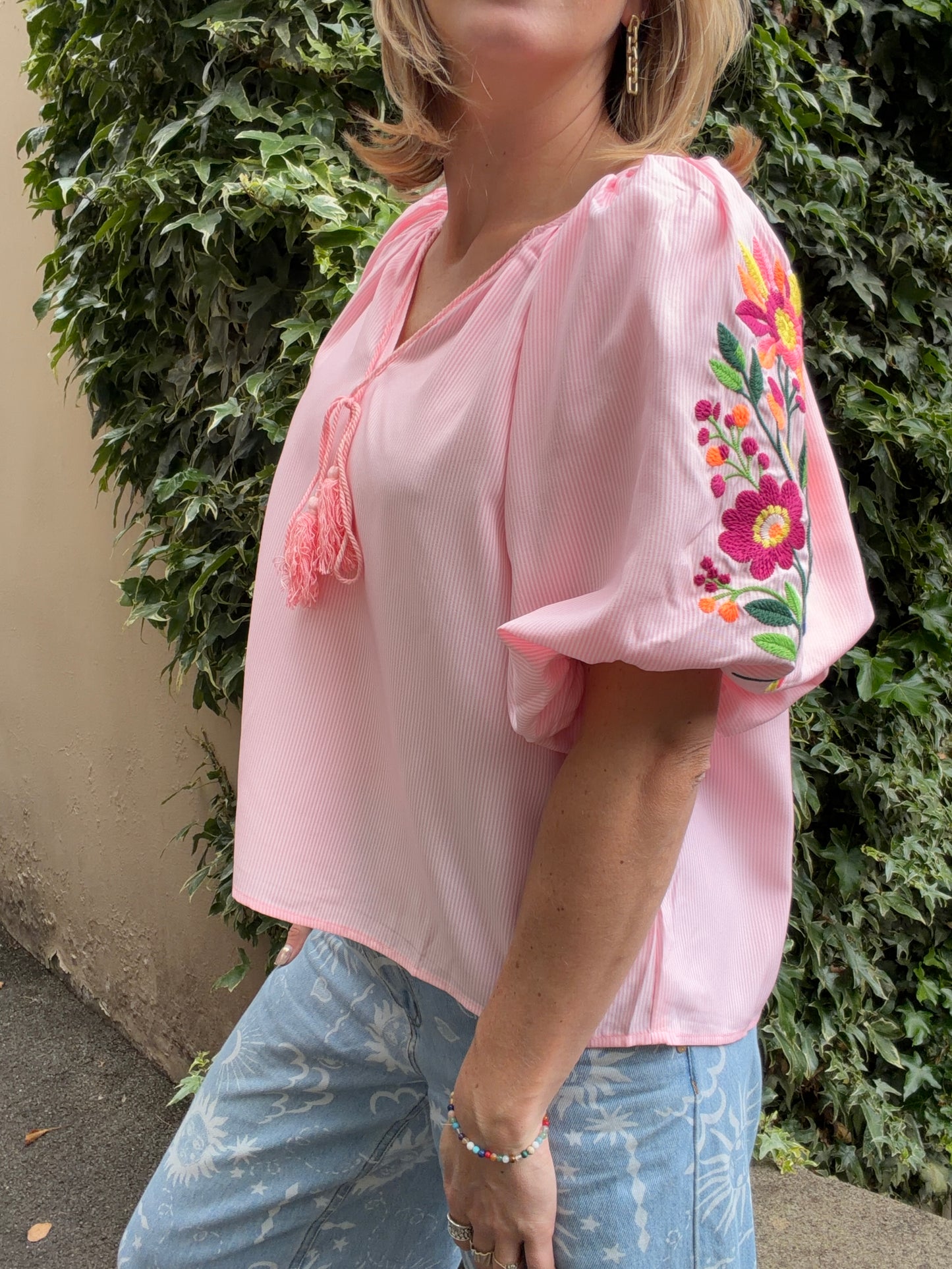 Embroidered sleeve blouse - pink