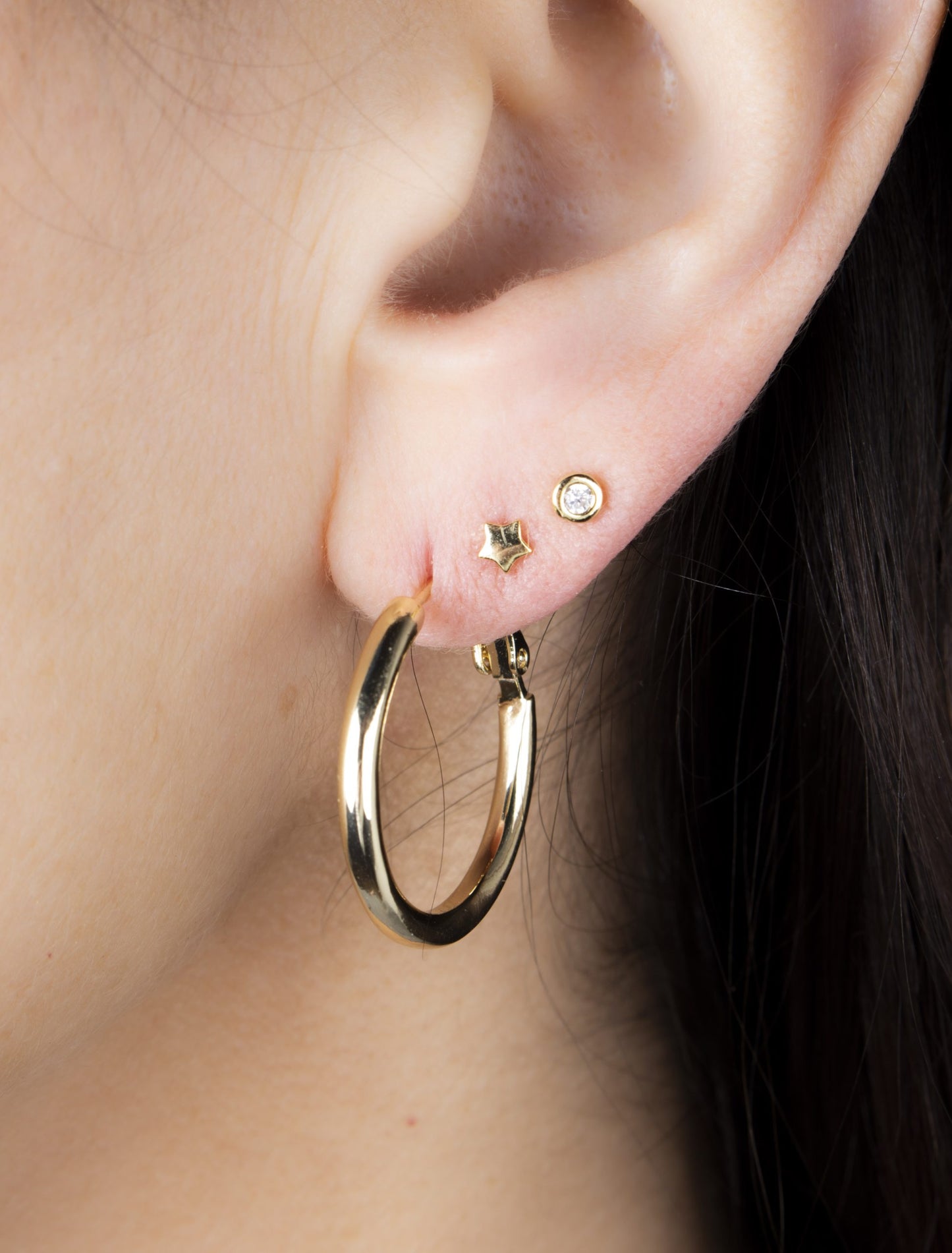 Olia small hoop earrings - 2 colours