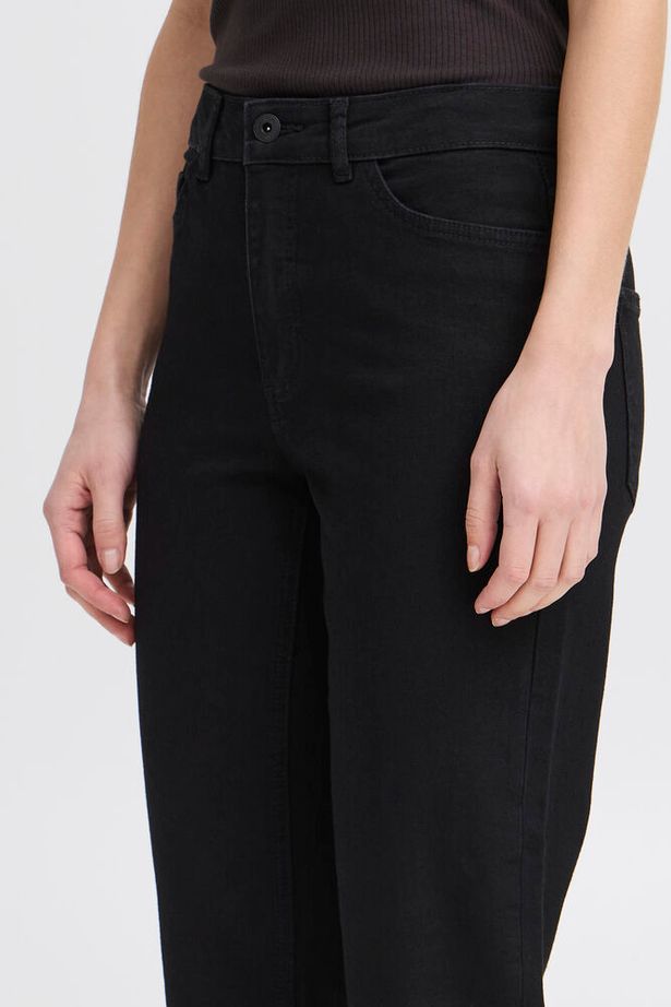 ICHI Wiggy Raven Cropped Jeans - Black