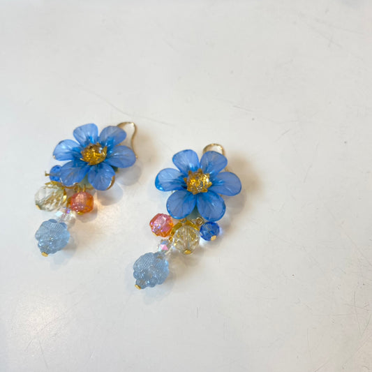 DW Flower Earrings - blue mix