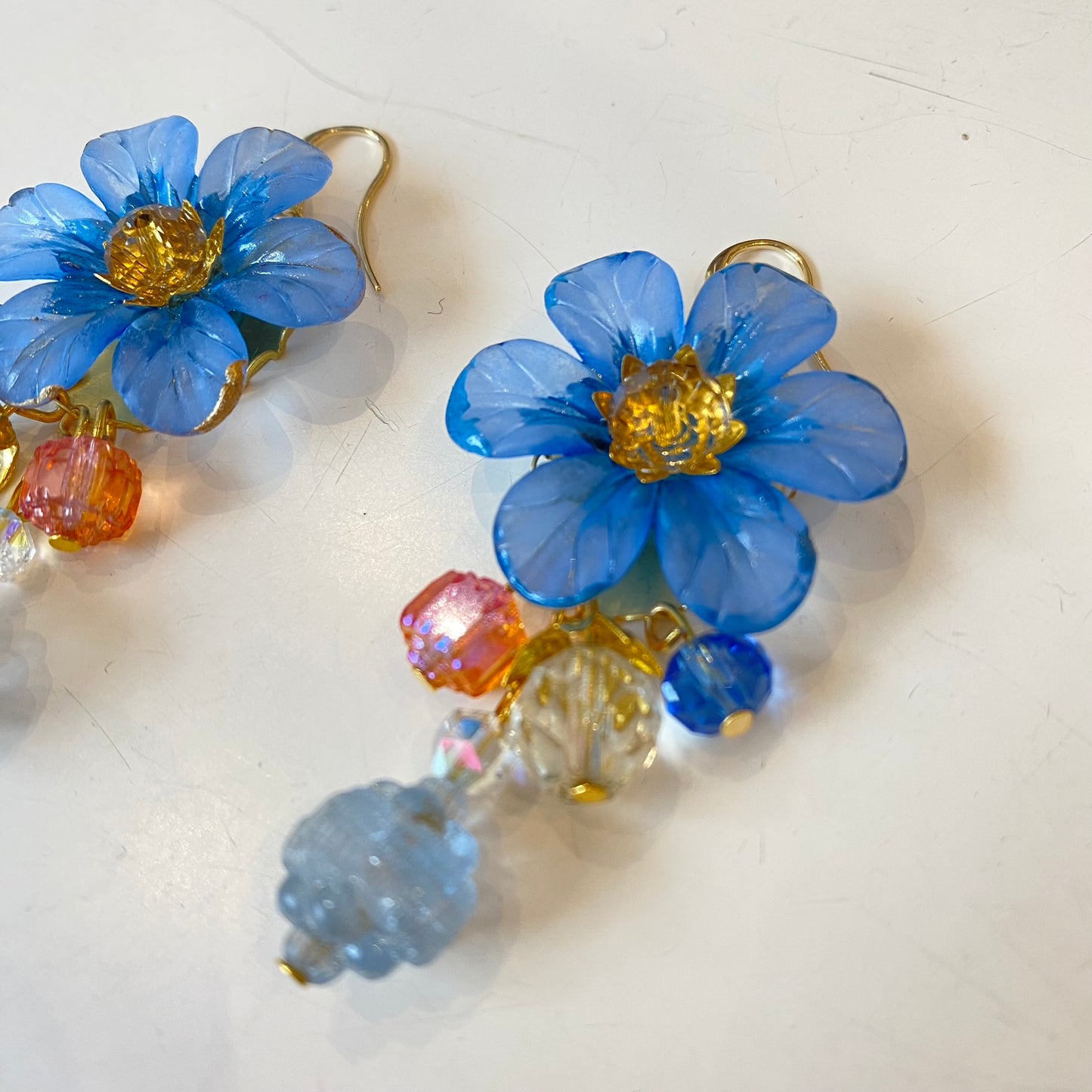 DW Flower Earrings - blue mix