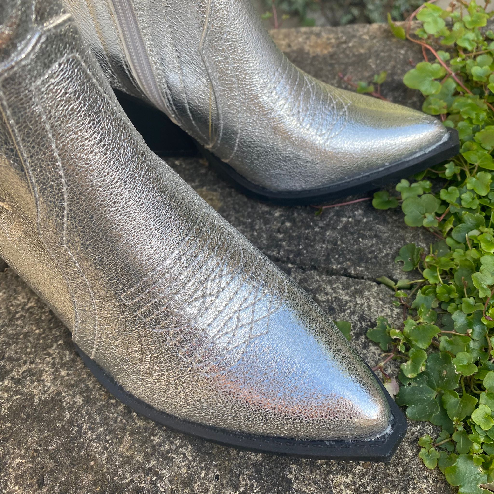 Silver on sale leather boots